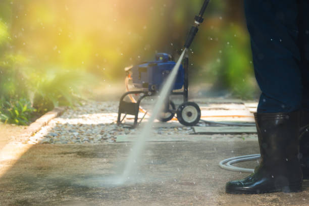 Best Pool Deck Cleaning  in Shadybrook, TX